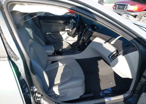 2011 Cadillac Cts Luxury from USA, damaged, VIN 1G6DE5EY2B0139261